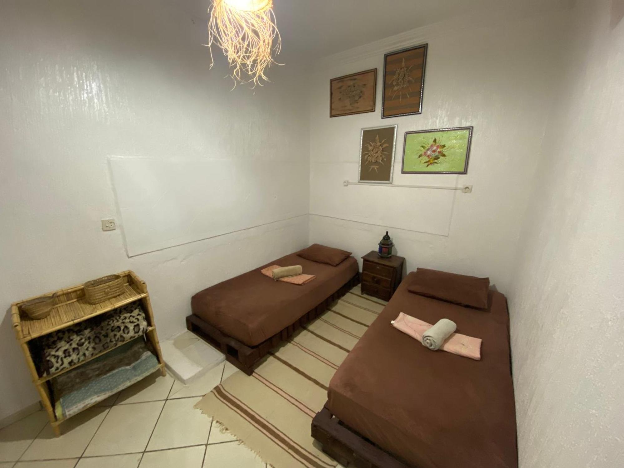 Red Carpet Surf Camp Sea, Mountain & Garden Escape Tamraght Exterior foto