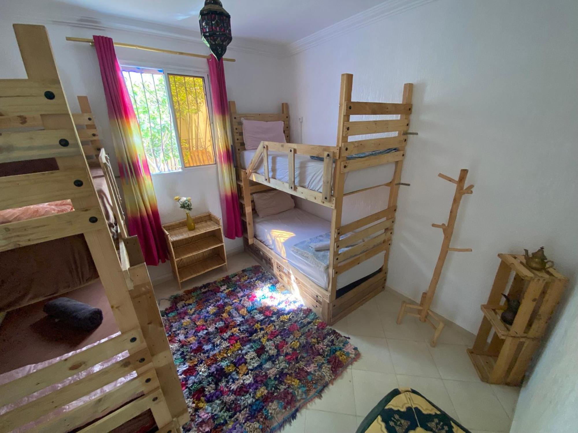 Red Carpet Surf Camp Sea, Mountain & Garden Escape Tamraght Exterior foto