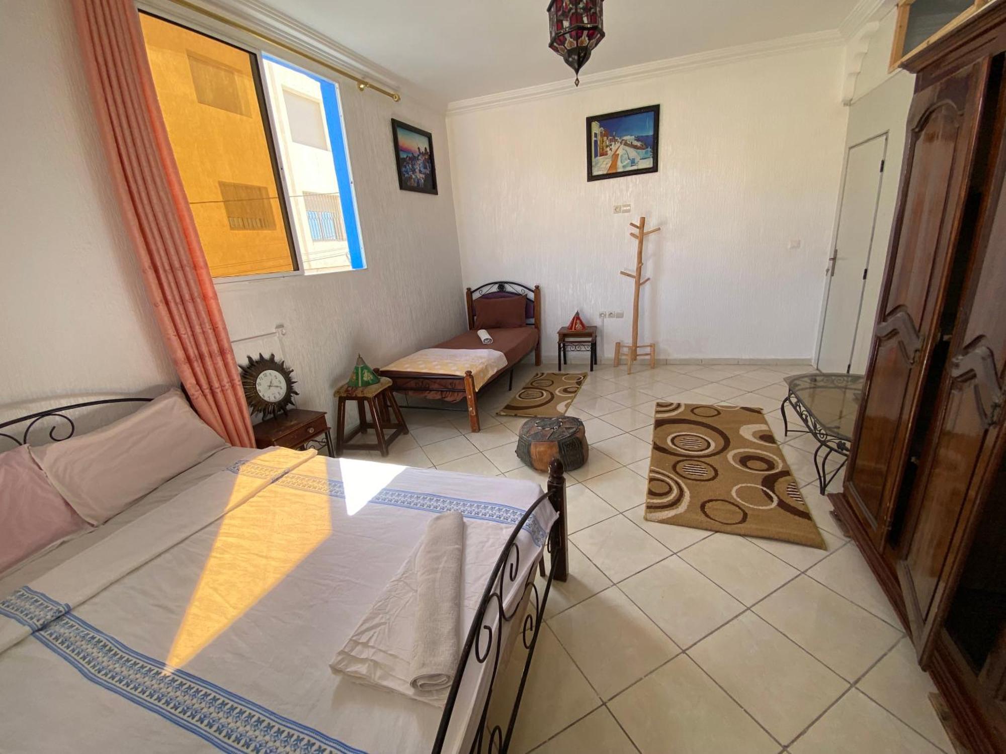 Red Carpet Surf Camp Sea, Mountain & Garden Escape Tamraght Exterior foto